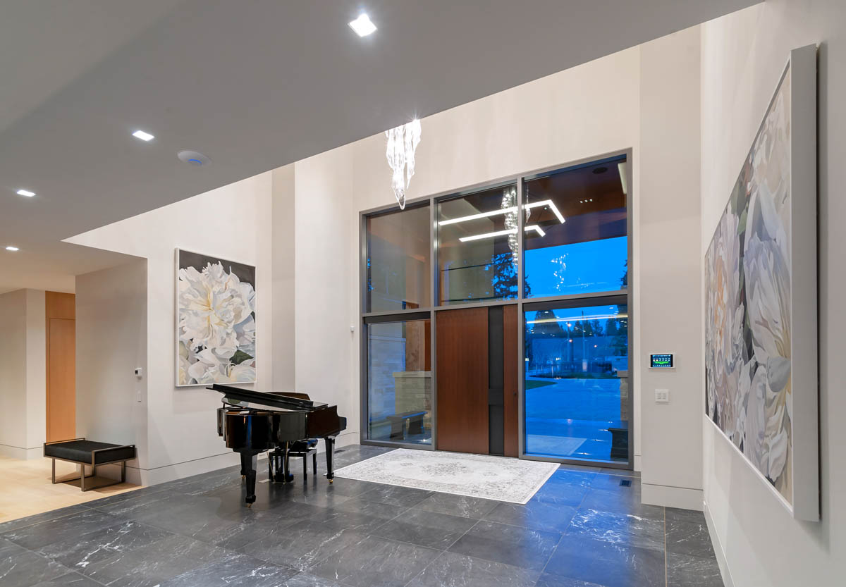 Madeleine Design Group Ocean Bluff Foyer/entrance