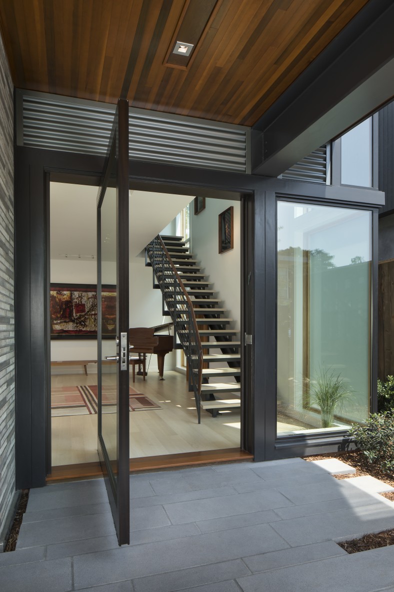 FINNE Architects Venice House Entrance